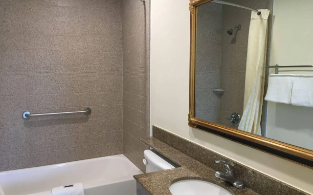 Simply Home Inn & Suites