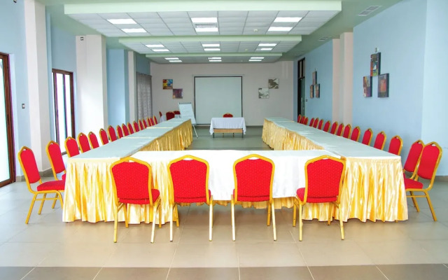 Royal Shaza Suites
