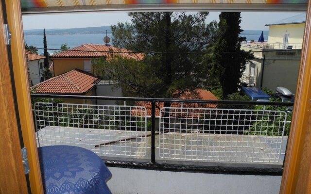 Apartment Jasminka 4 1 pax Dole