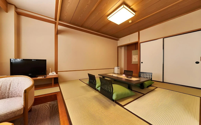 Hanabishi Hotel