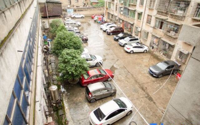 Yanyangtian Business Hotel
