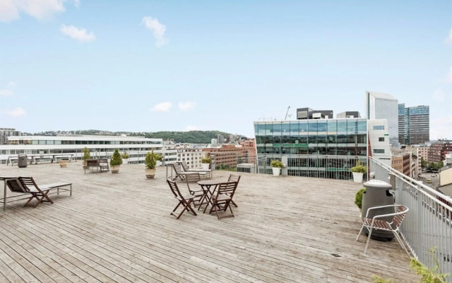 Stayplus Studio W/Balcony- Hip Area