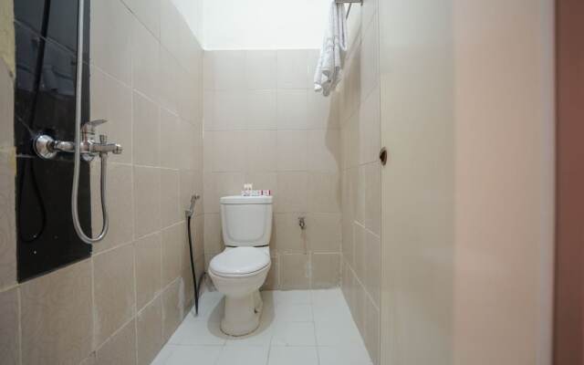 Oyo 1026 Cendrawasih Homestay