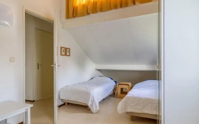 Spacious Holiday Home With Garden