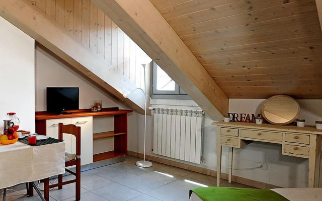 Uno Sguardo sui Tetti by Wonderful Italy