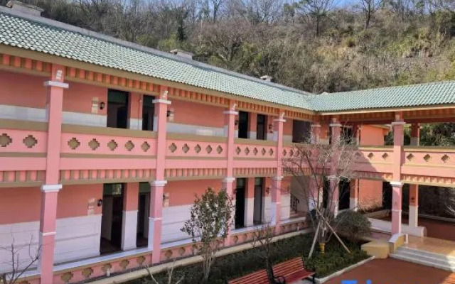 Zhongda Langxu Shengsi Social Endowment Service Center