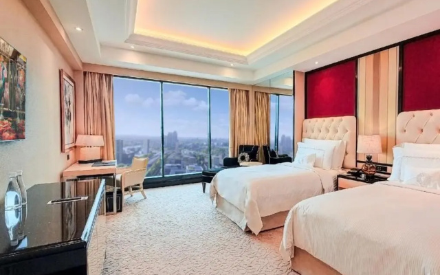 The Trans Luxury Hotel Surabaya