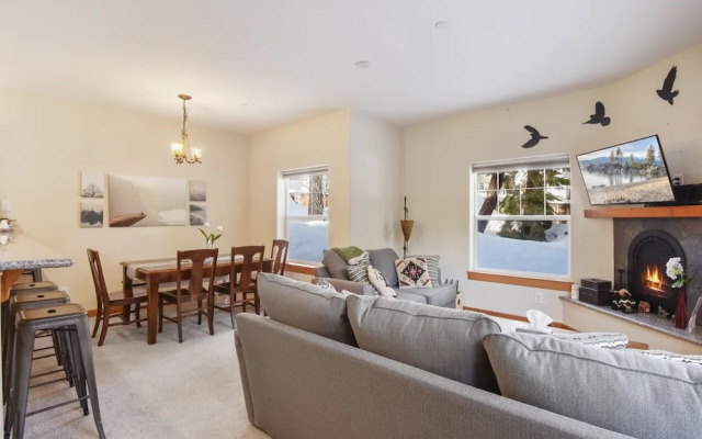 Sunny Woods Acres Near Golf & Adventure Park