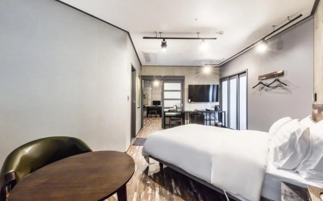 Si Hotel