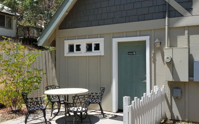 Indian Flat RV Park - Tent Cabins & Cottages