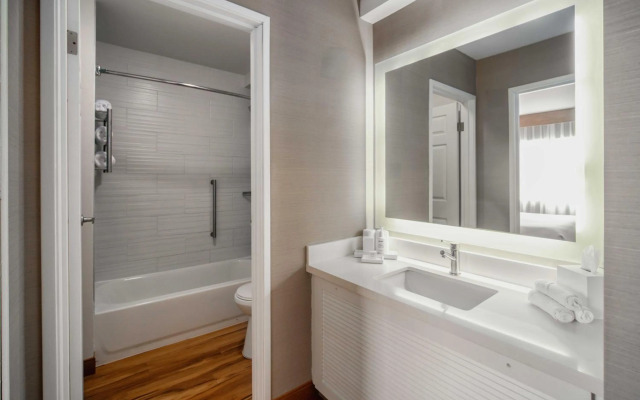 The Kinney - Venice Beach