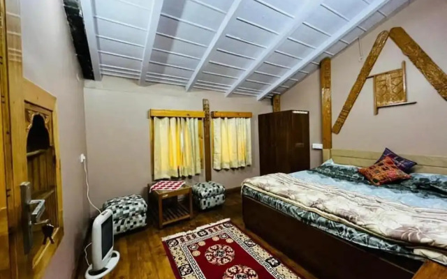 Himalayan View