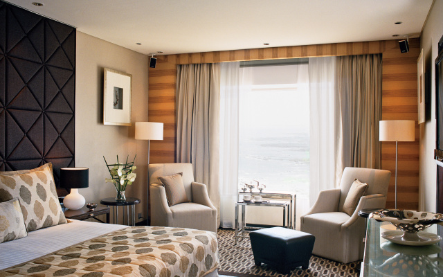 Taj Lands End – Guest Rooms – Mumbai