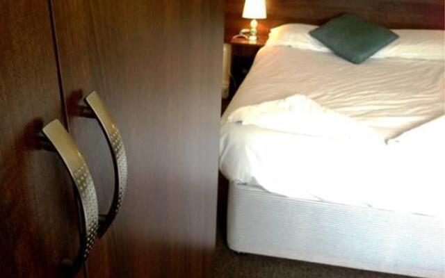 Avalon House Hotel