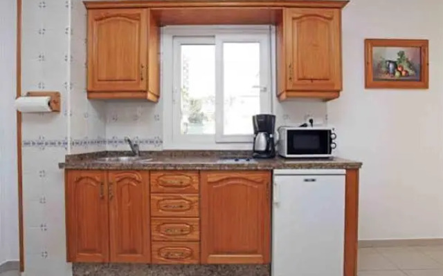Apartamentos La Proa