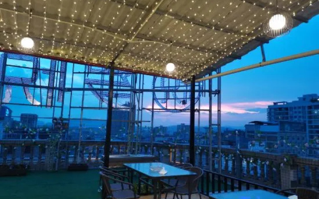 Suiyue Hotel (Yongzhou Ningyuan Jiuyi Times Square)