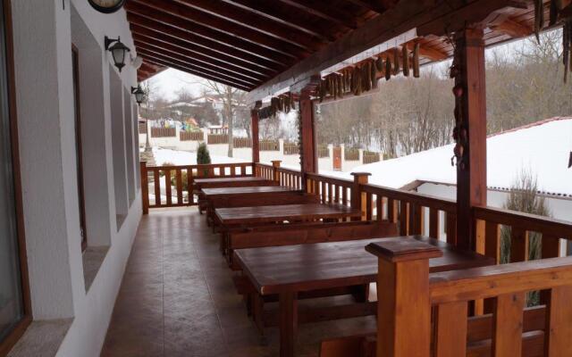 Family Hotel KrisBo