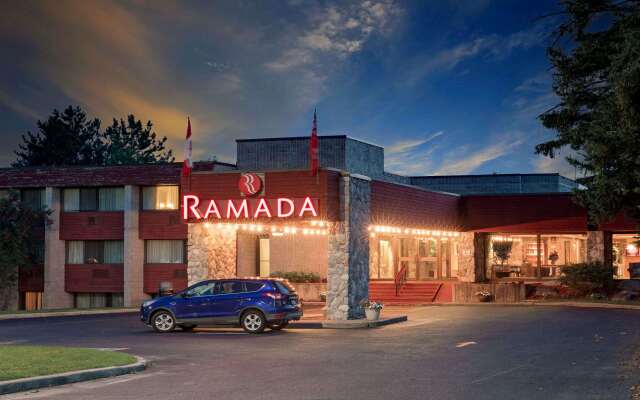 Ramada by Wyndham Pinewood Park Resort North Bay