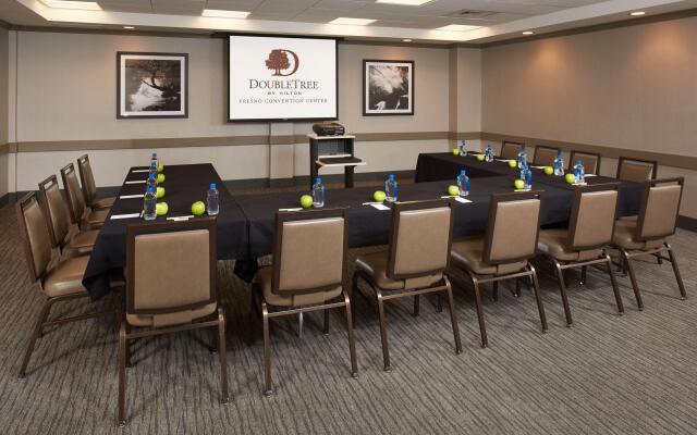 DoubleTree by Hilton Fresno Convention Center