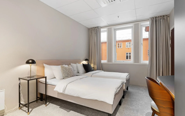 Enter St. Elisabeth Hotel
