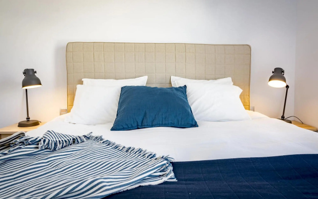 Lm1.2b- Exclusive 2 Bedroom Apartment in Le Mirage