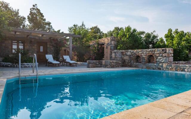 Blue Vista Patmos pool studio