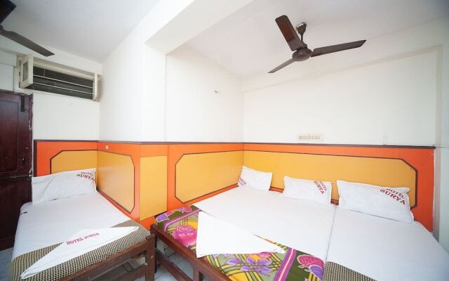 Spot On 38565 Hotel Surya