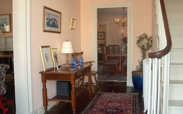 The Charleston House Bed & Breakfast