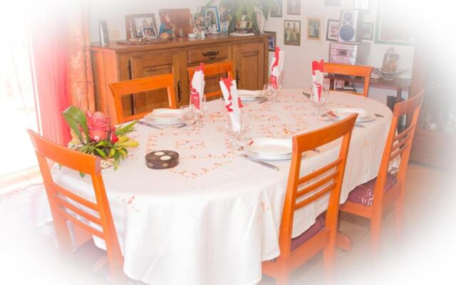 La Residence Des Cafeiers - Le Tampon (Adults Only)