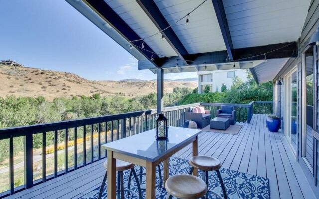 Chic Highlands Hideaway