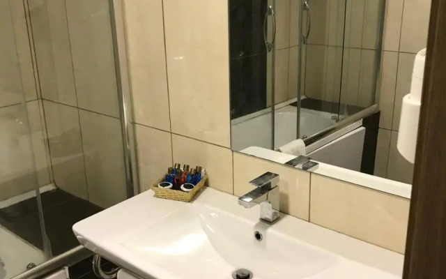 Esila Hotel