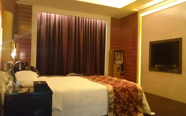 Refinement Motel