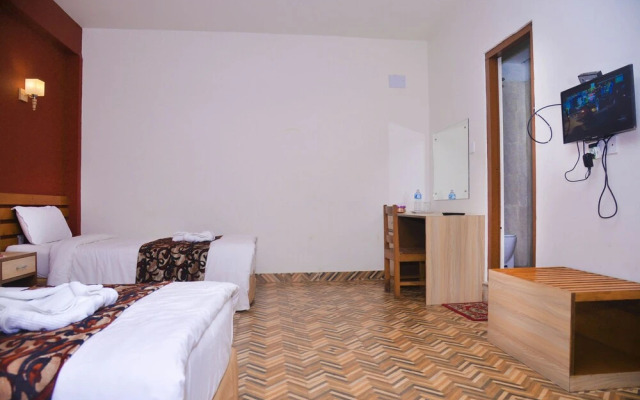 Sauraha Holiday Home