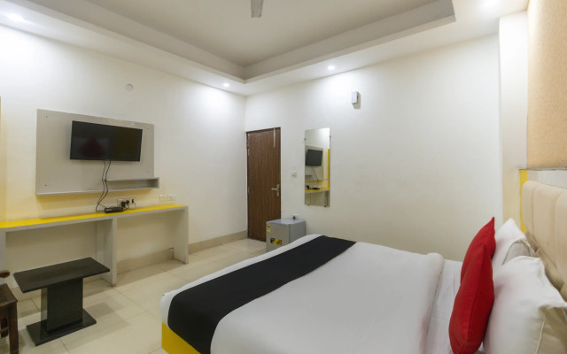 Hotel Noida Suites by Capital O
