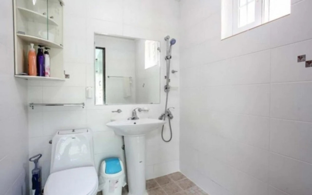 Hongcheon Gangbyeonuisuchaehwa Pension