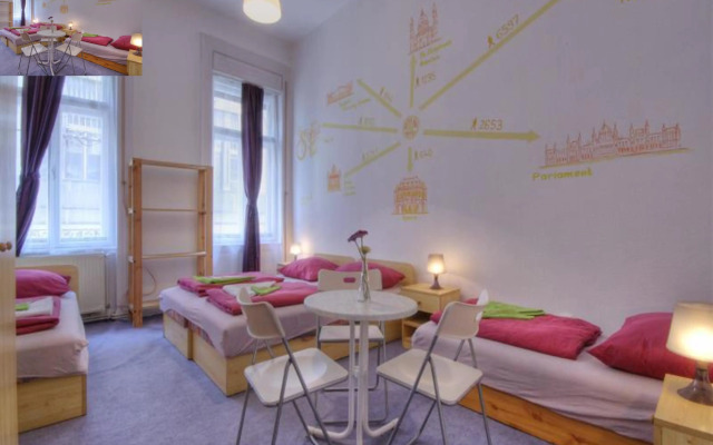 Opera Guesthouse & apartments