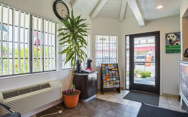 Motel 6 Yuma, AZ - East