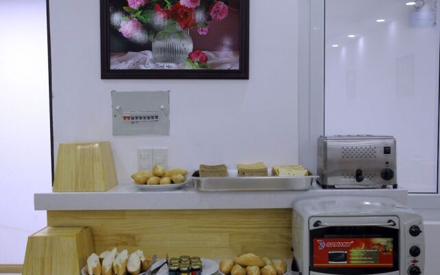 Mihaco Apartments and Hotel