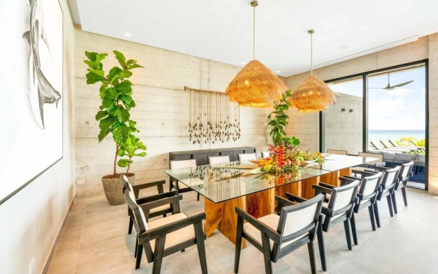 Bella Rocca 8br 8 Bedroom Home