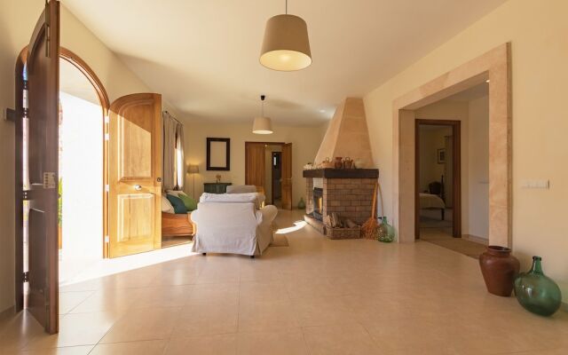 Divina - Santa Eugenia - Adults Only