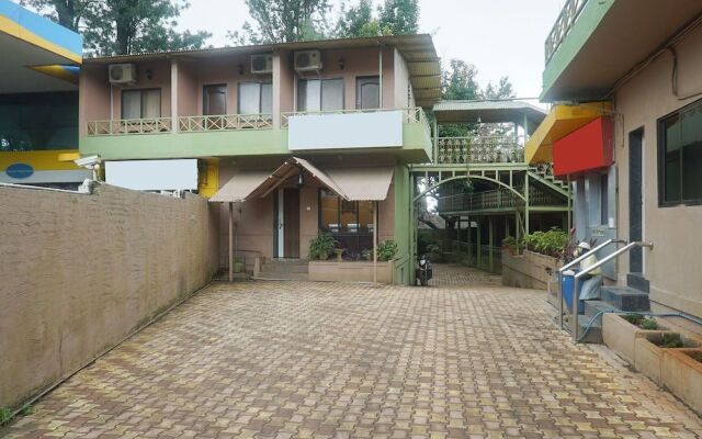 Pan Hill Hotel