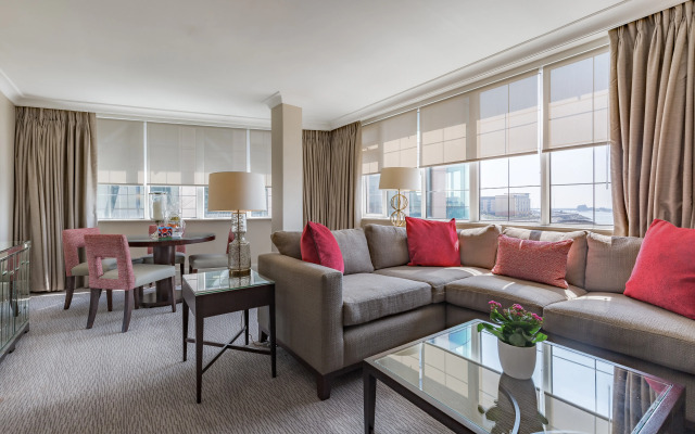 Grand Jersey Hotel & Spa