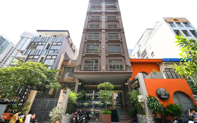 La Opera Saigon Hotel