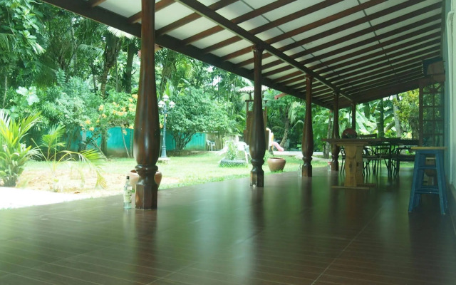 Manik Villa