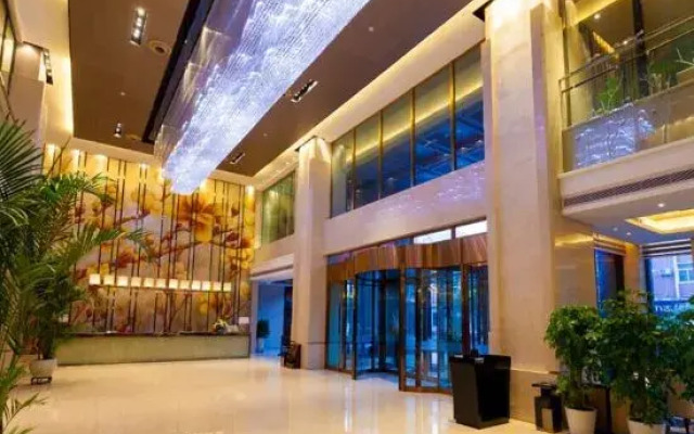 Celebrity Hotel