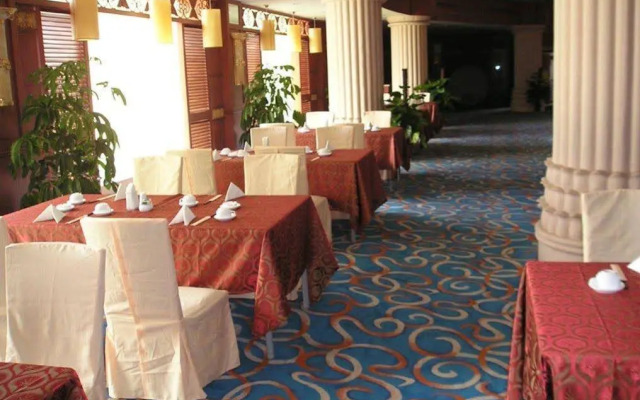 Oak Bay Garden Hotel