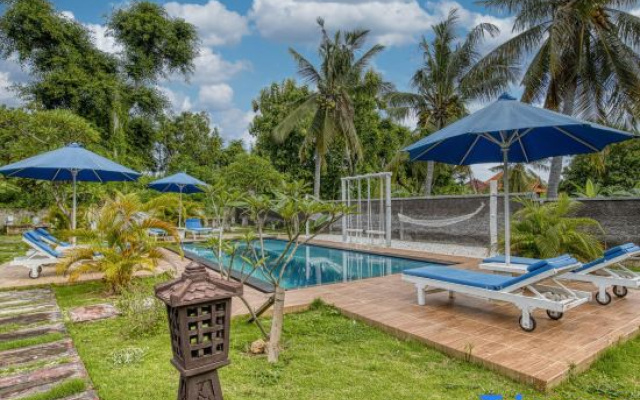 Megaland Bungalow