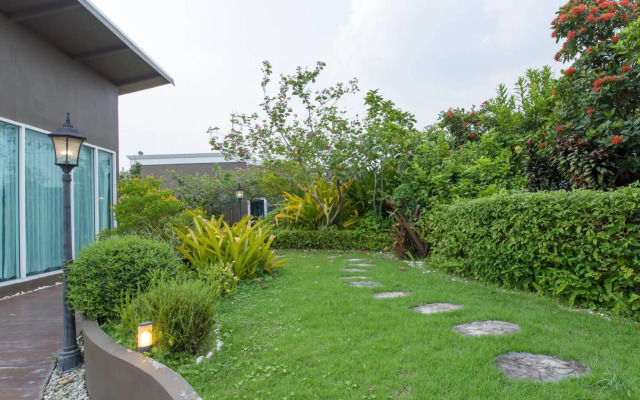 Beyond Suite Hotel