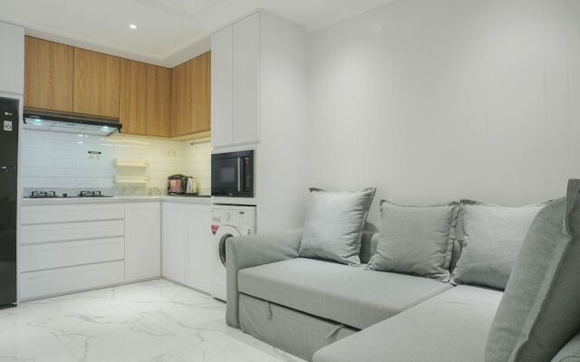 Comfortable and Simply 1BR at The Boulevard Apartment