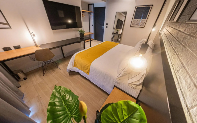 Fulton Business Luxury Hotel